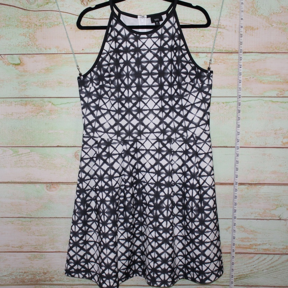 NWT Mossimo Geometric Pattern Dress, Zipper, XL